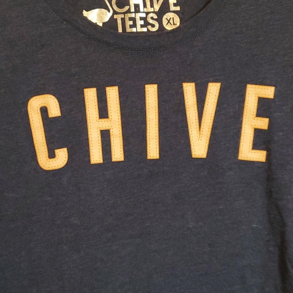 Chive Tee - Picture 2 of 4